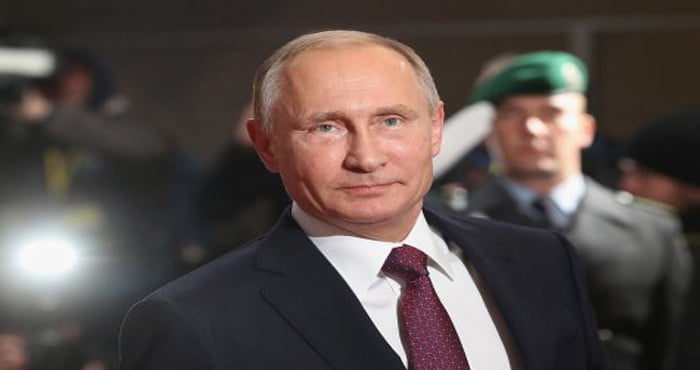 លោក Vladimir Putin ប្រធានាធិបតីរុស្ស៊ី ។