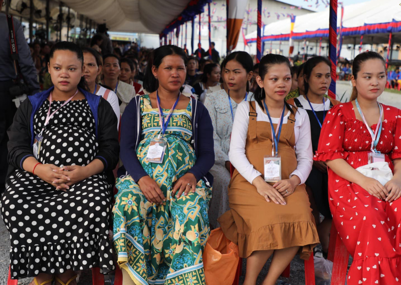 ក្រសួងការងារ តម្រូវឱ្យម្ចាស់សហគ្រាសការពារ កម្មករនិយោជិតជាស្ត្រីមានផ្ទៃពោះ ជាពិសេស