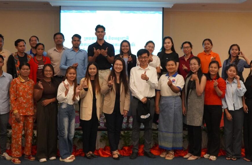 អ្នកធ្វើការប្រព័ន្ធផ្សព្វផ្សាយបេ្តជ្ញារាយការណ៍ព័ត៌មានបញ្ជ្រាបសារយេនឌ័រក្រោយសិក្សាជាមួយអង្គការ WPM